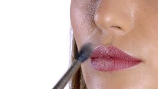 HOW TO Plum Frosted Lips with Dusted Pigment  MAC Cosmetics [upl. by Onibag]