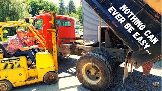 Dump Truck Hoist Cylinder BLOWN OUT [upl. by Bollay104]