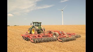 KUHN  OPTIMER L 9000  12000 Déchaumeurs à disques Grandes Largeurs [upl. by Bonnes]