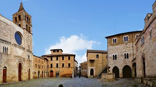 Bevagna il borgo in Umbria dove il tempo si è fermato [upl. by Hilde]