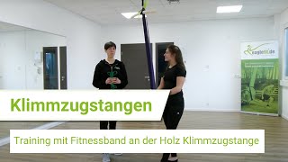 KlimmzugstangenTraining mit Fitnessband an der HolzKlimmzugstange von eaglefit [upl. by Hershell631]