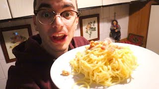 CUCINO LA CARBONARA per la PRIMA VOLTA non odiatemi [upl. by Yanaj]