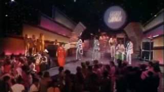 Gloria Gaynor  I Will Survive Live 1979 [upl. by Eelnayr]