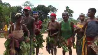 Mbute Pygmies Tribal Dance [upl. by Gnauq]