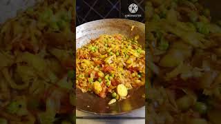 Patta gobhi matar aalu ki swaadisht sabji cooking cabbagematarrecipe homemade short greenmatar [upl. by Namya47]