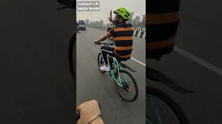 EMOTORAD EMX CLIMBING UP ON STEEP FLYOVER EASILY  Electric Cycle  Climbing Steep Flyover  EM TREX [upl. by Ingar]