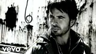 Luis Fonsi  Estoy Perdido Official Music Video [upl. by Hagood]