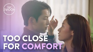 Jeon Yeobeen gets overwhelmed by Song Joongki’s beauty up close  Vincenzo Ep 12 ENG SUB [upl. by Cicero]