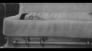 Elvis Presley Coffin Photo Who Took it The Spa Guy [upl. by Acimat963]