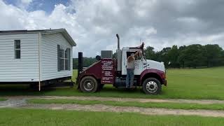 Moving a mobile home [upl. by Nathaniel]