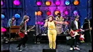 Katrina amp The Waves  Walking On Sunshine Live on the Tonight Show [upl. by So375]