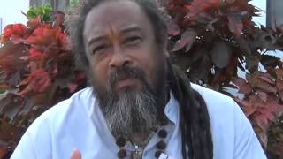 Mooji ♥ Answers ◦ What to Do in A Spiritual Emergency [upl. by Ligriv]