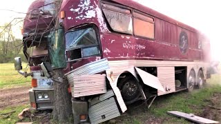 Tour Bus vs Tree  8V71 Two Stroke Detroit Diesel [upl. by Malo]