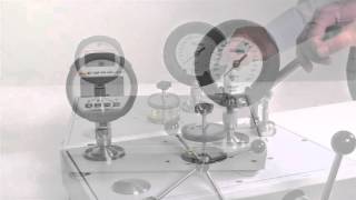 Fluke Calibration P5500 SeriesHydraulic and pneumatic comparison test pumps [upl. by Belamy542]